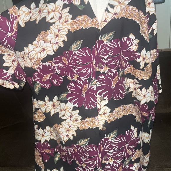 Hilo Hattie• Men’s • Large • Burgundy/Black/Beige • Floral • Hawaiian • Shirt - Picture 12 of 13